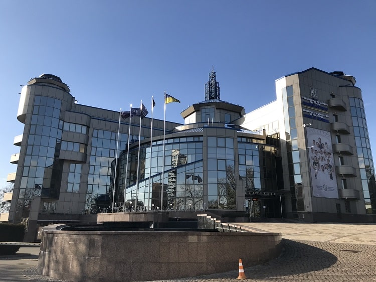 будинок футболу нов 3 min